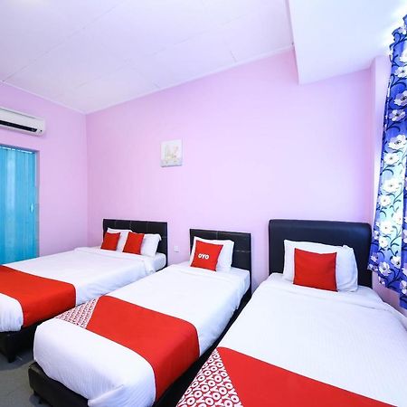 Oyo 1125 Ir Inn Hotel Skudai Buitenkant foto