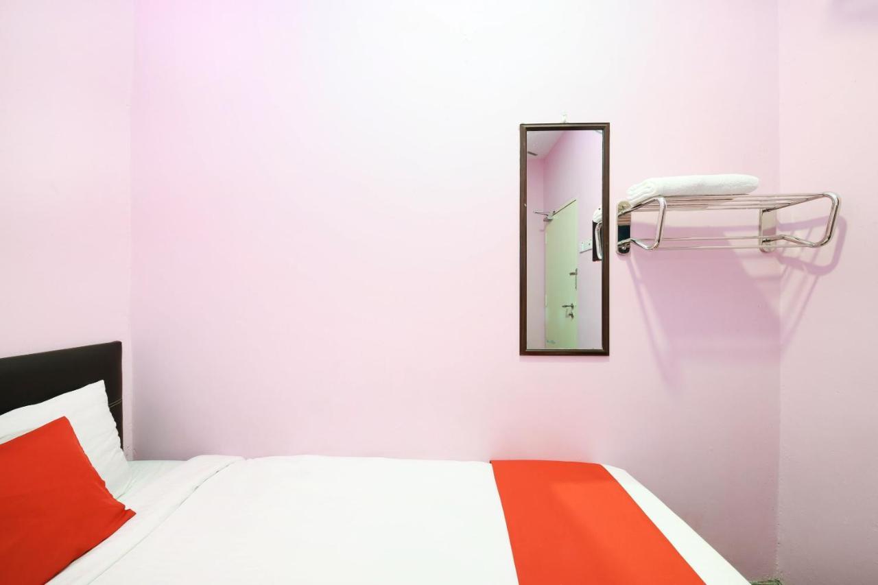 Oyo 1125 Ir Inn Hotel Skudai Buitenkant foto