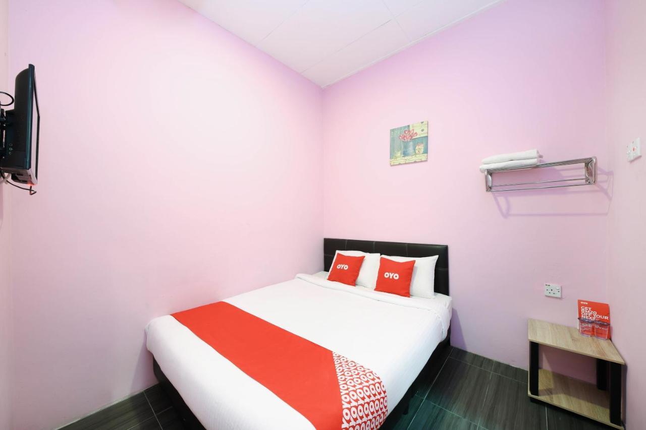 Oyo 1125 Ir Inn Hotel Skudai Buitenkant foto