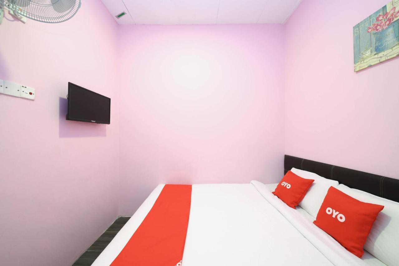 Oyo 1125 Ir Inn Hotel Skudai Buitenkant foto