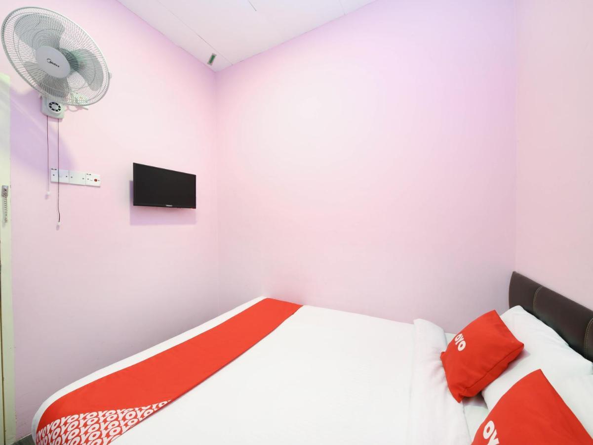 Oyo 1125 Ir Inn Hotel Skudai Buitenkant foto