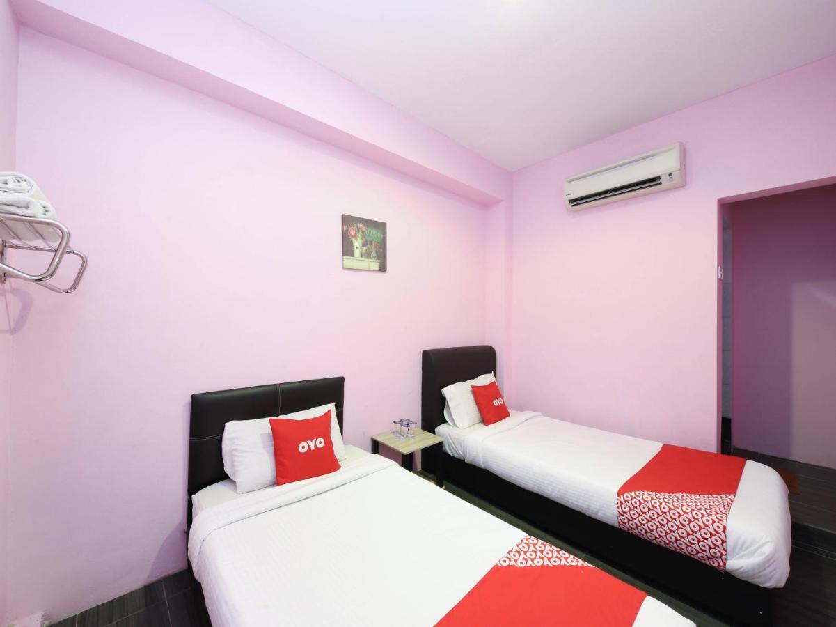 Oyo 1125 Ir Inn Hotel Skudai Buitenkant foto